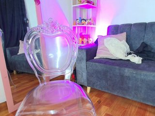 Zully-Green Porn Show
