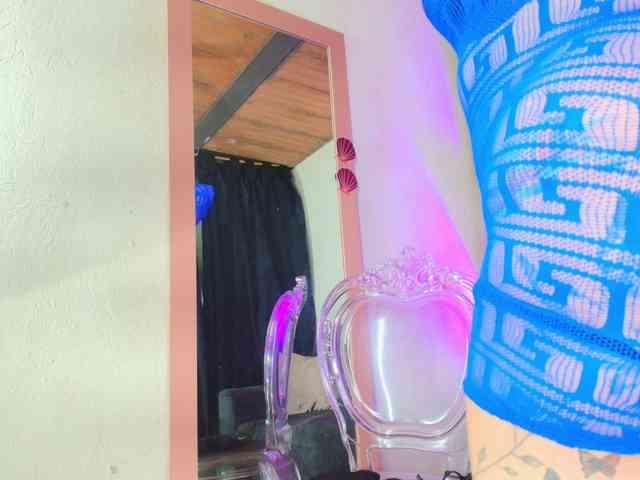 Zully-Green webcam