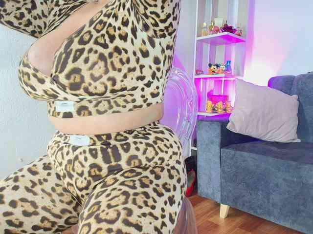 Zully-Green webcam