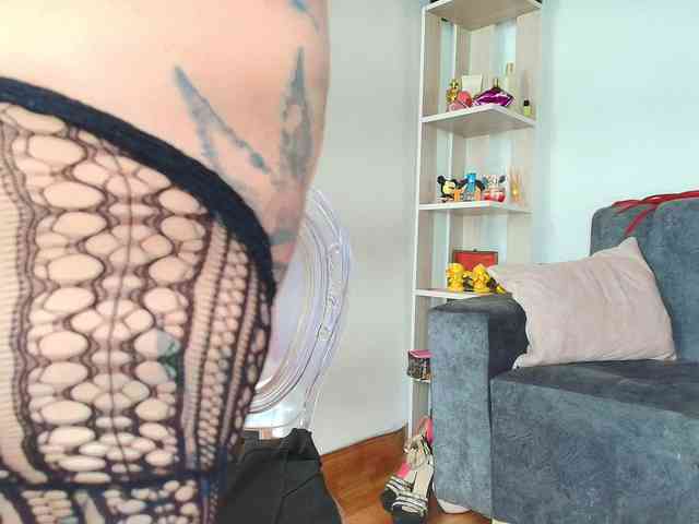 Zully-Green webcam