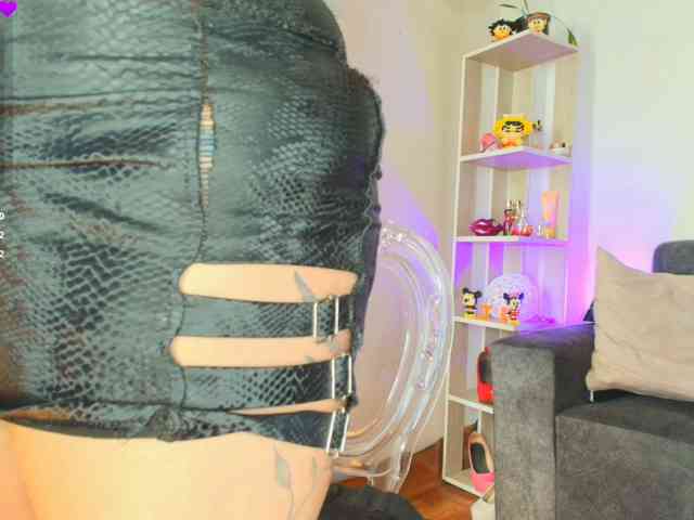 Zully-Green webcam