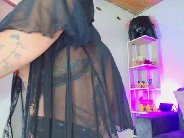 Zully-Green webcam