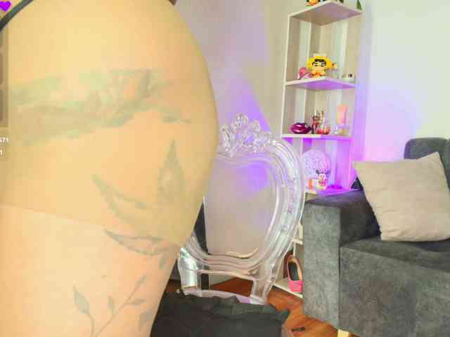 Zully-Green webcam