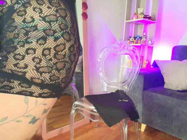 Zully-Green webcam