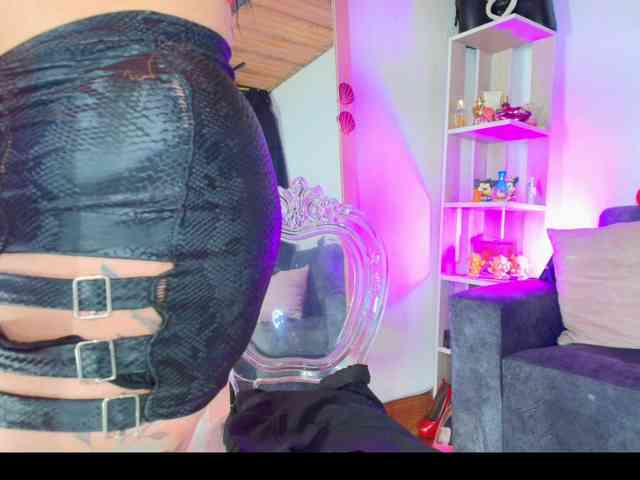 Zully-Green webcam