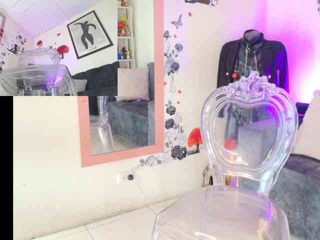 Zully-Green Live Webcam on BongaCams