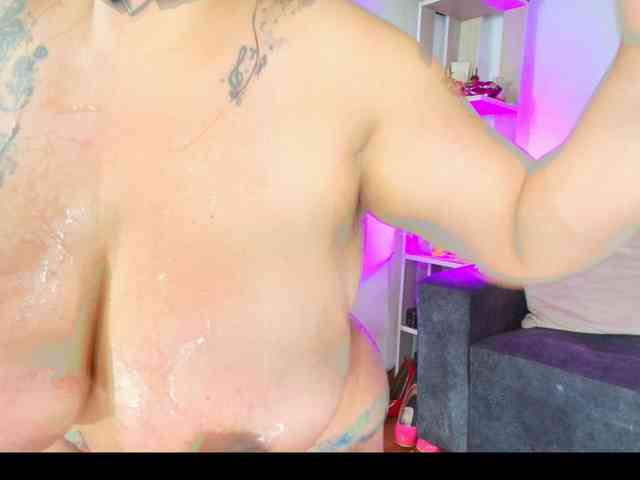 Zully-Green webcam