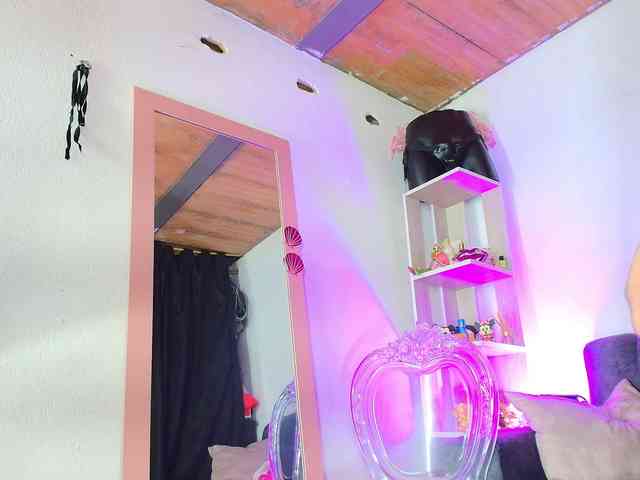 Zully-Green webcam