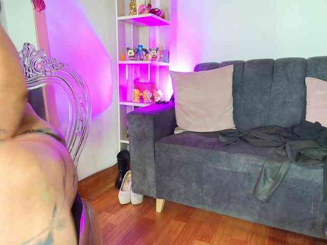 Zully-Green webcam