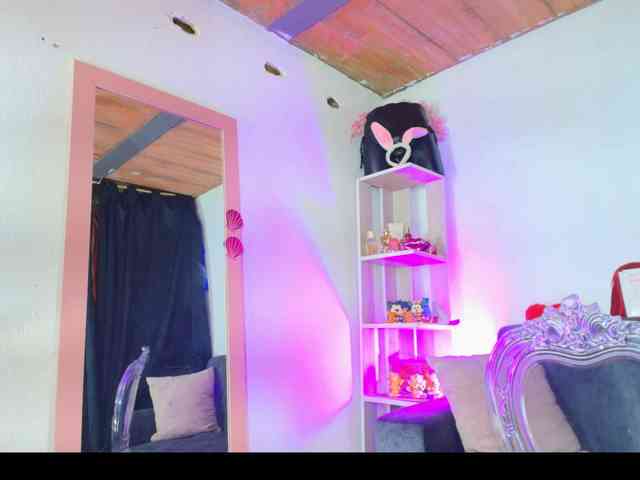 Zully-Green webcam