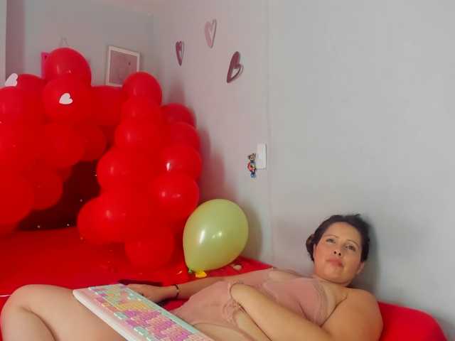 Sharonbar live cam on BongaCams