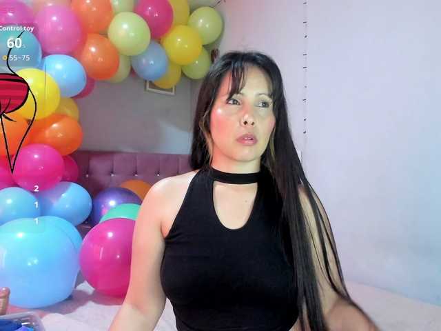 Sharonbar live cam on BongaCams