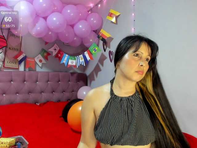 Sharonbar live cam on BongaCams