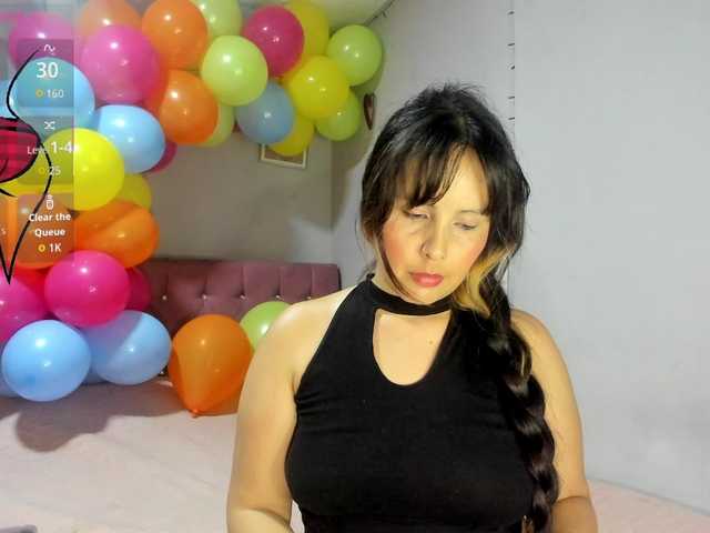 Sharonbar live cam on BongaCams