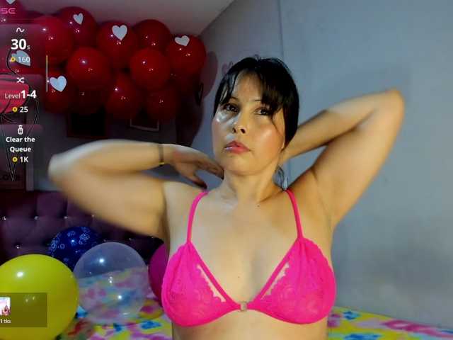 Sharonbar live cam on BongaCams