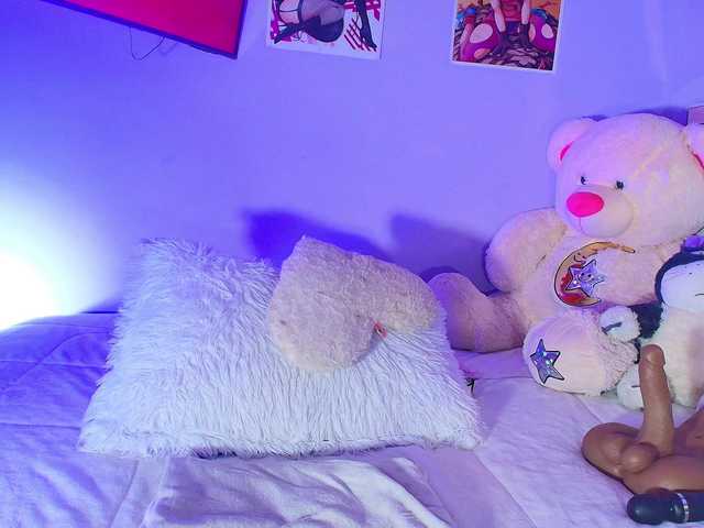 Julieth-Rossii live webcam show