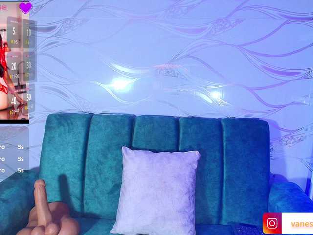 Julieth-Rossii live cam on BongaCams