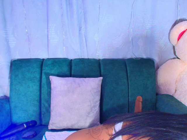 Julieth-Rossii live cam on BongaCams