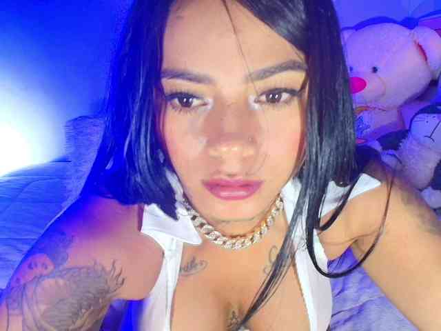 Julieth-Rossii Live Webcam on BongaCams