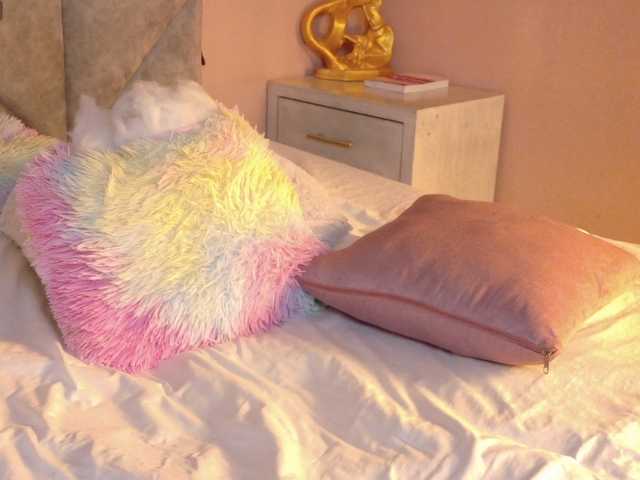 ManuelaRousse live cam on BongaCams