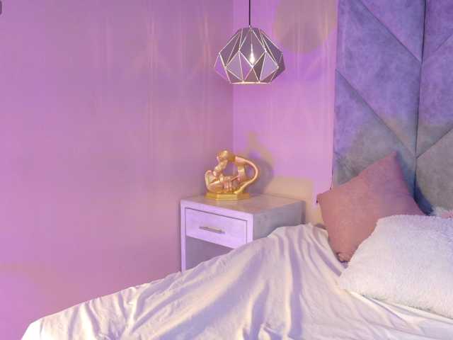 ManuelaRousse live cam on BongaCams