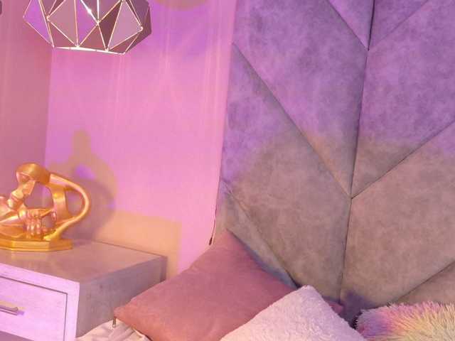 ManuelaRousse live cam on BongaCams