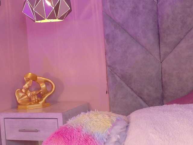 ManuelaRousse live cam on BongaCams