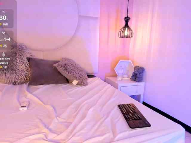 ManuelaRousse webcam