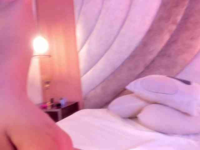 ManuelaRousse webcam