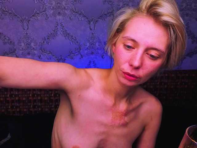 go to chat with blondeiceann