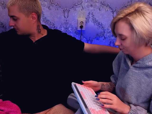 blondeiceann live cam on BongaCams