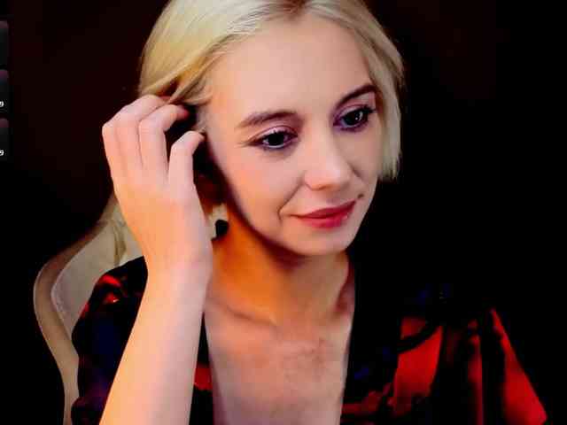 BlondeIce