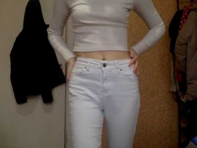 KarlynSirwet's BongaCams show and profile