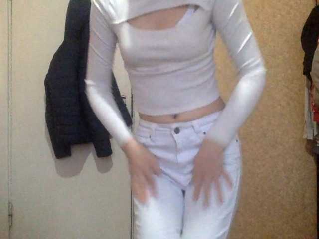 KarlynSirwet's BongaCams show and profile