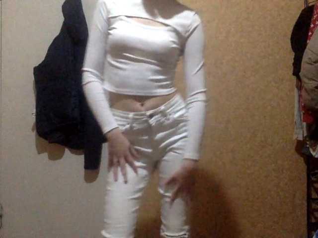 KarlynSirwet's BongaCams show and profile