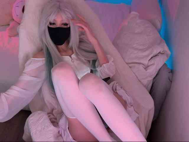 MissOlivka webcam