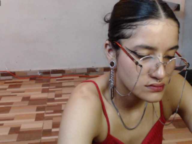 dakkohott live cam on BongaCams