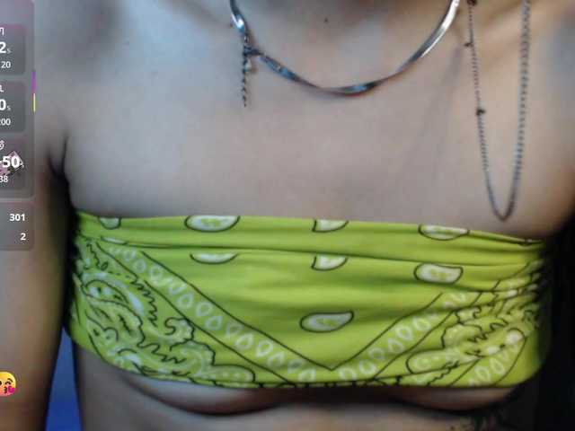 dakkohott live cam on BongaCams