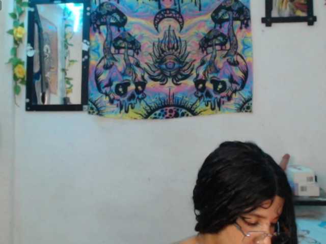 dakkohott live cam on BongaCams