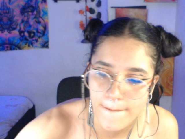 dakkohott live cam on BongaCams