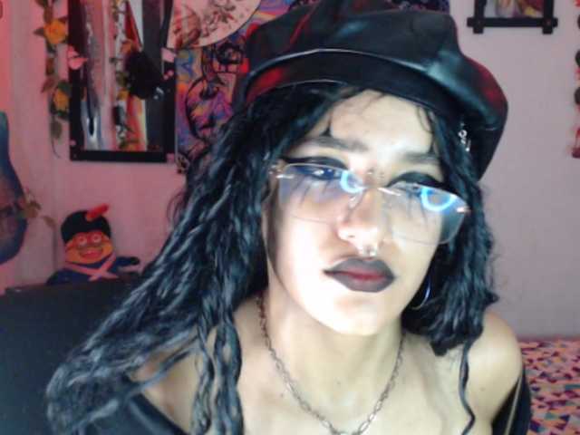 dakkohott live cam on BongaCams