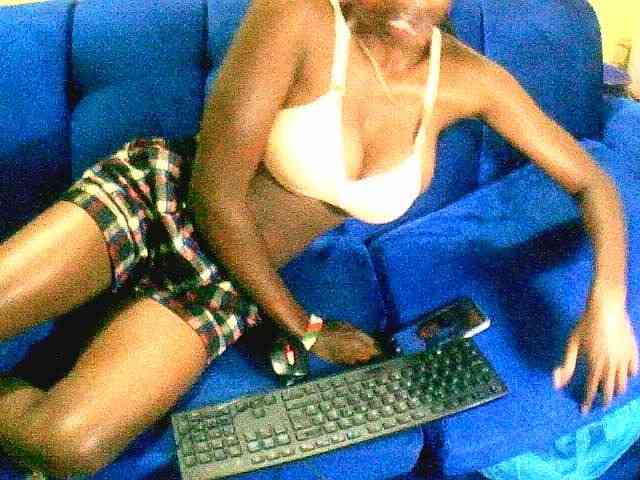 Pricky-me webcam