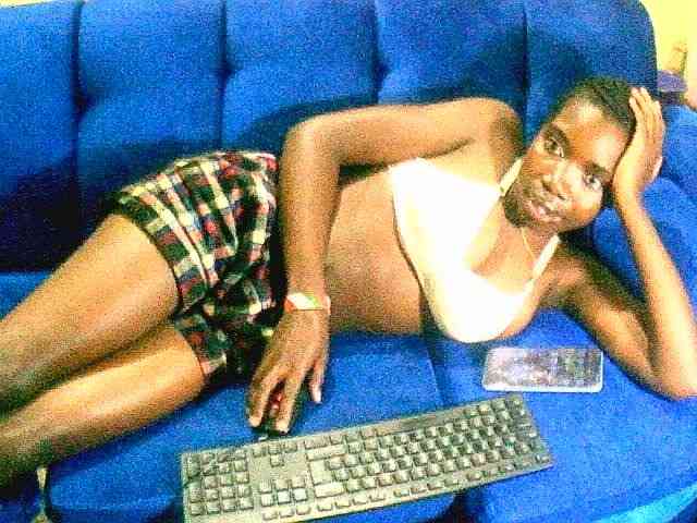 Pricky-me webcam