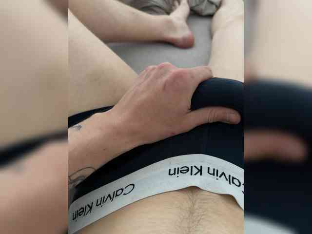 FloodyWatch Sex Cam Show