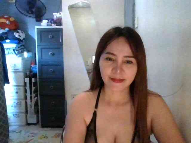 ZGoddessNatalie17 webcam