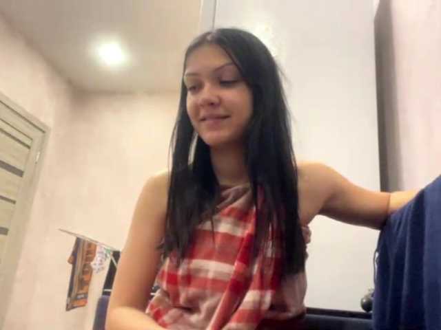 EmeritaFroehner live cam on BongaCams