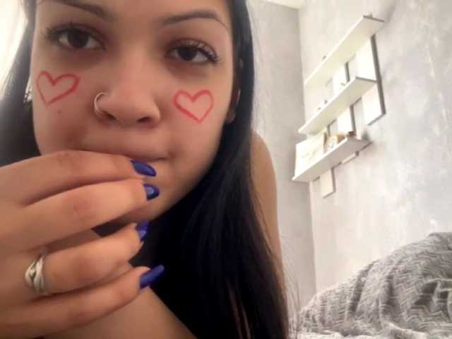 EmeritaFroehner live cam on BongaCams