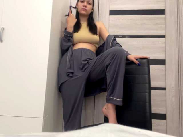 EmeritaFroehner live cam on BongaCams
