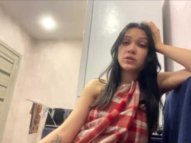 EmeritaFroehner live cam on BongaCams