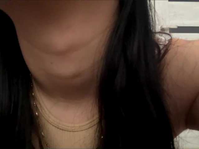 EmeritaFroehner live cam on BongaCams